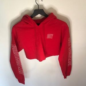 obey cropped hoodie